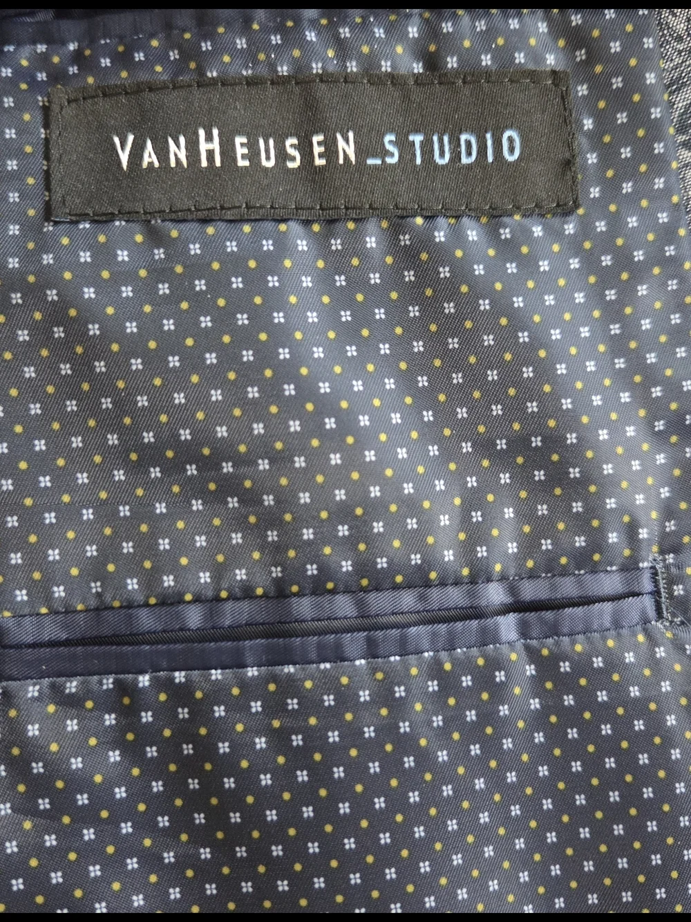 Van Heusen Blue Paisley Sport Coat